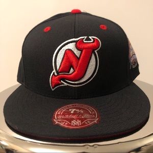 🔴😈 New Jersey Devils Stanley Cup Champs Fitted